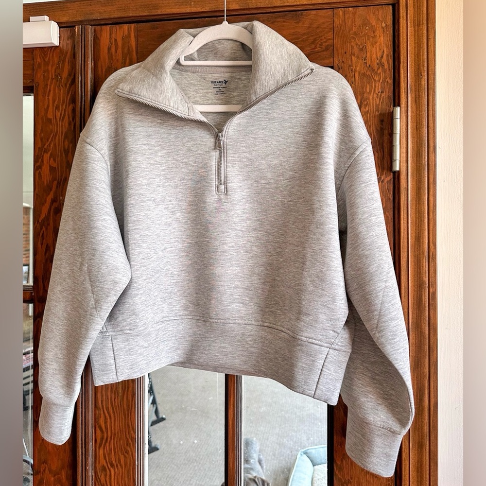 Old Navy Half Zip Bounce Fleece Pullover NWOT